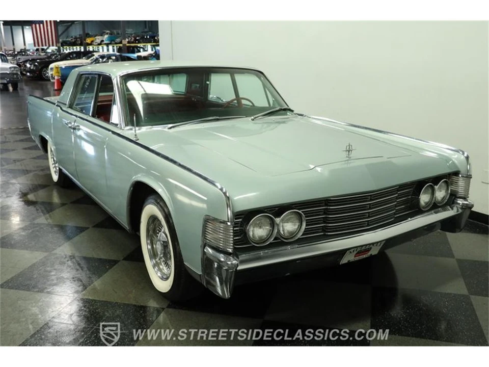 1965 Lincoln Continental 4th Gen - Image 15 of 31