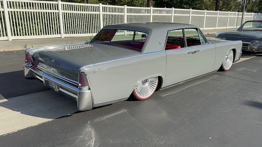 1965 Lincoln Continental 4th Gen - Image 18 of 31