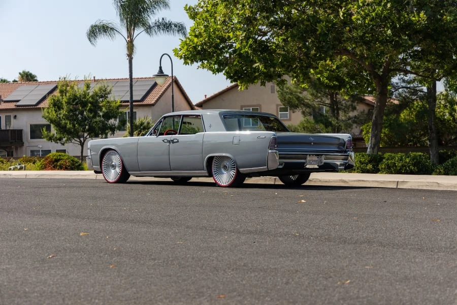 1965 Lincoln Continental 4th Gen - Image 17 of 31