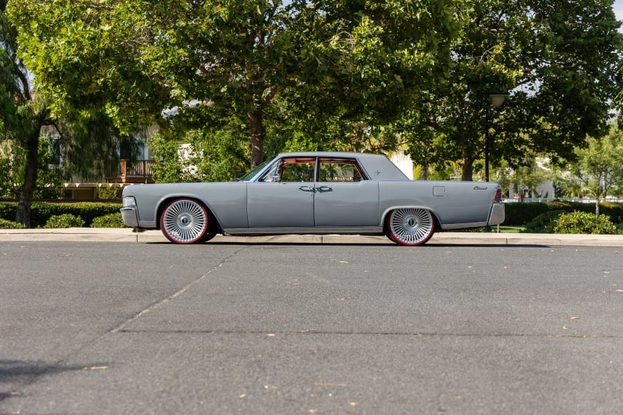 1965 Lincoln Continental 4th Gen - Image 16 of 31