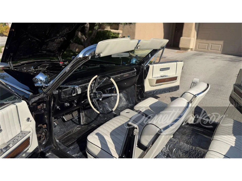 1965 Lincoln Continental 4th Gen - Image 4 of 5