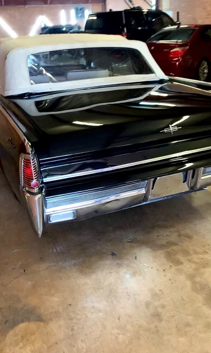 1965 Lincoln Continental 4th Gen - Image 15 of 17