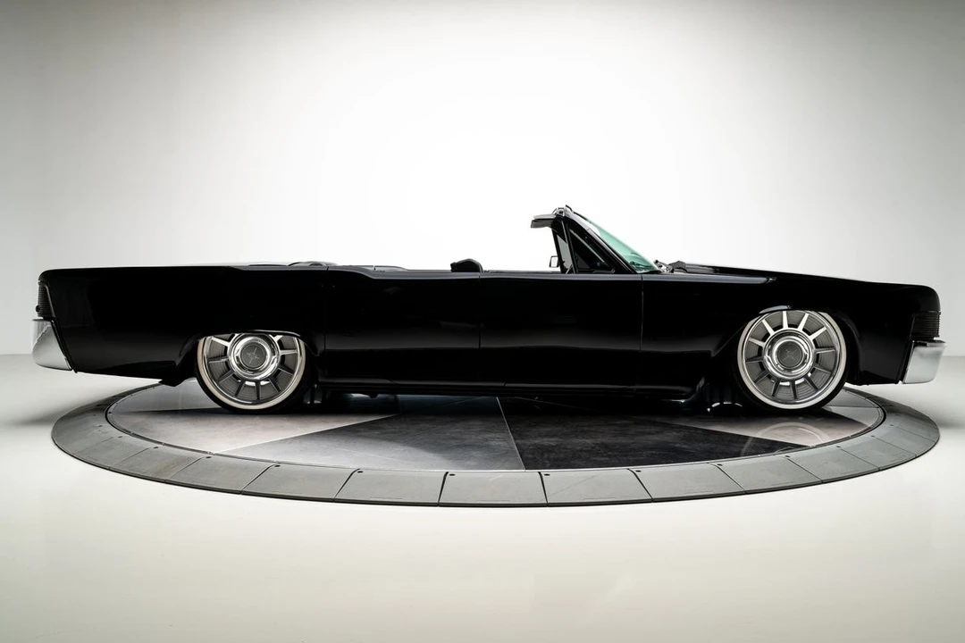1965 Lincoln Continental 4th Gen - Image 20 of 21