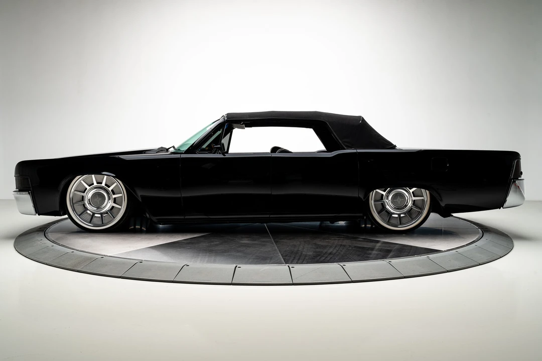 1965 Lincoln Continental 4th Gen - Image 22 of 31