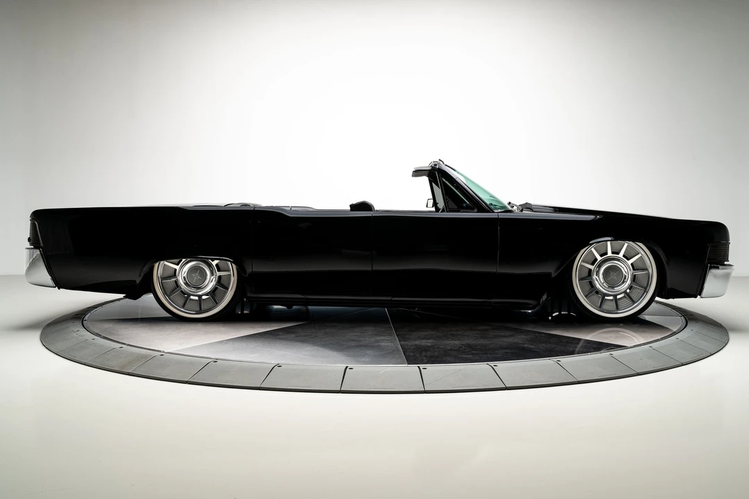 1965 Lincoln Continental 4th Gen - Image 20 of 31
