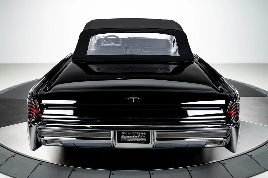1965 Lincoln Continental 4th Gen - Image 26 of 31