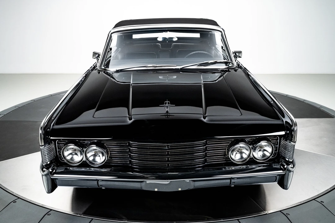 1965 Lincoln Continental 4th Gen - Image 9 of 31