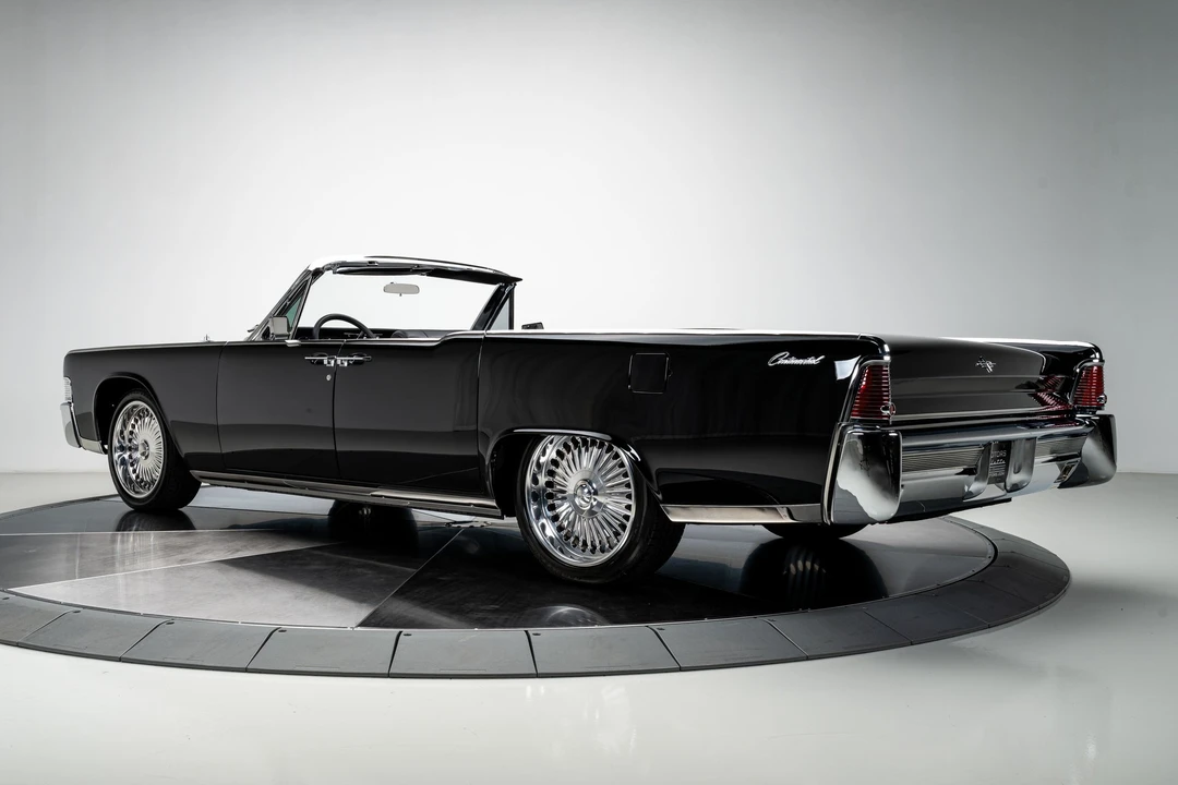 1965 Lincoln Continental 4th Gen - Image 27 of 31