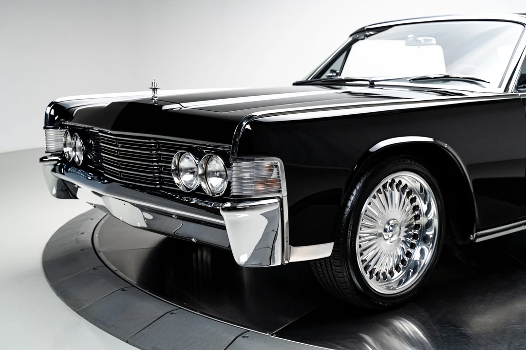 1965 Lincoln Continental 4th Gen - Image 12 of 31