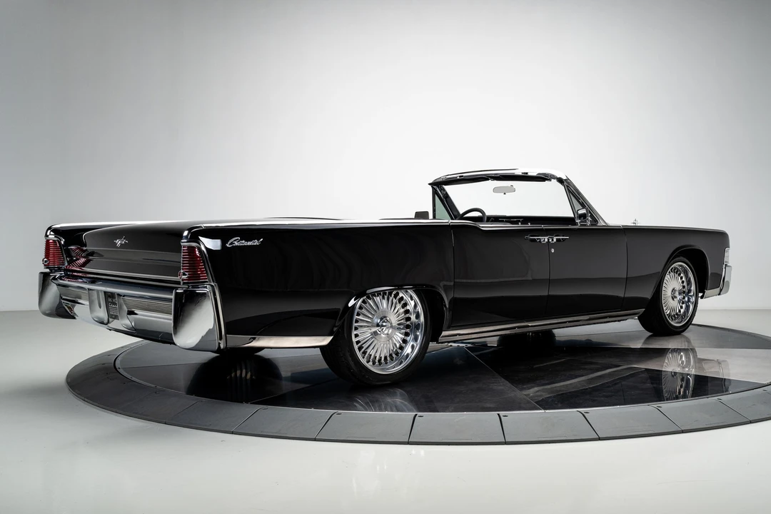 1965 Lincoln Continental 4th Gen - Image 23 of 31