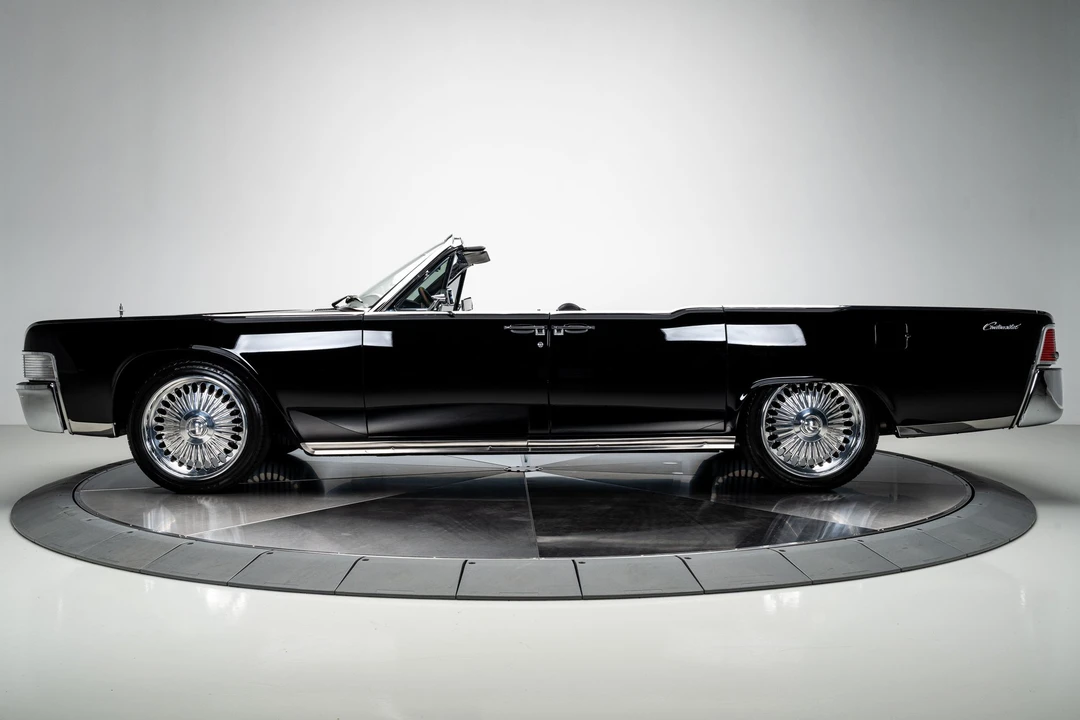 1965 Lincoln Continental 4th Gen - Image 21 of 31