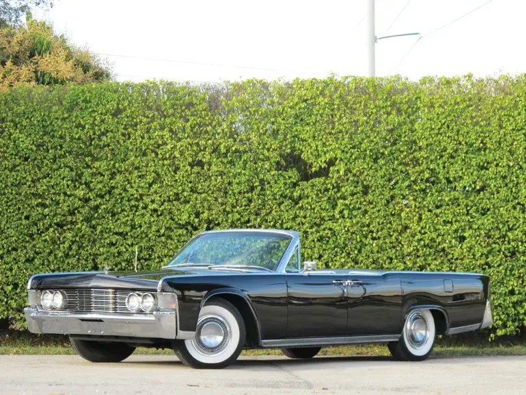 1965 Lincoln Continental 4th Gen - Image 2 of 2