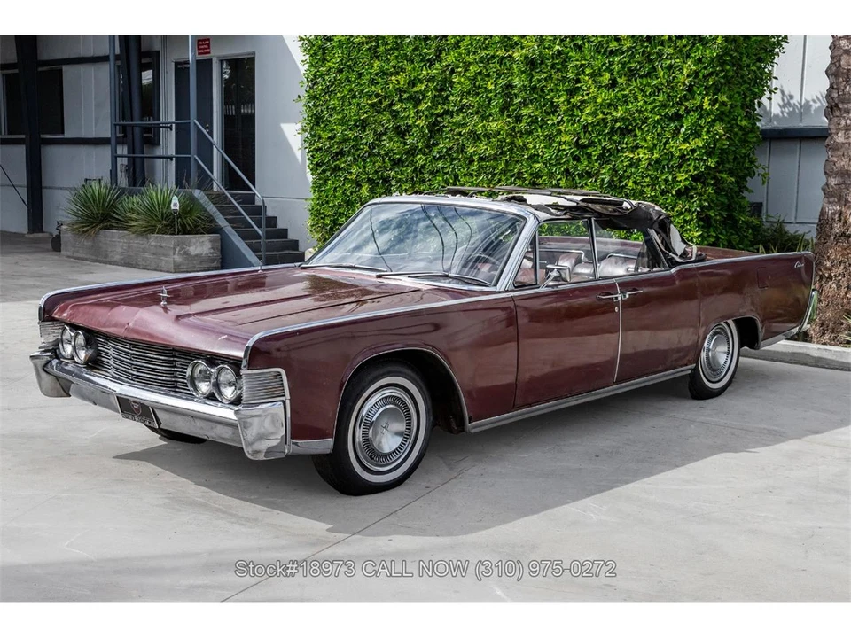1965 Lincoln Continental 4th Gen - Image 8 of 31
