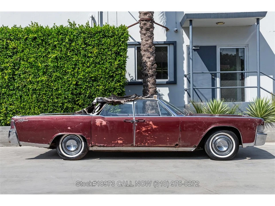 1965 Lincoln Continental 4th Gen - Image 4 of 31