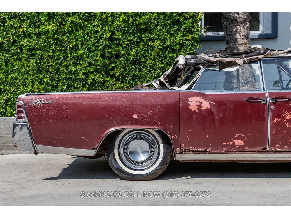 1965 Lincoln Continental 4th Gen - Image 14 of 31