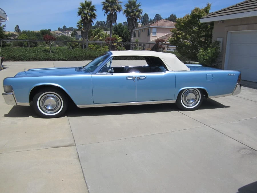 1965 Lincoln Continental 4th Gen - Image 2 of 8