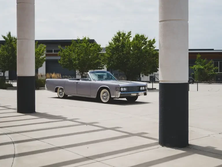 1965 Lincoln Continental 4th Gen - Image 8 of 31