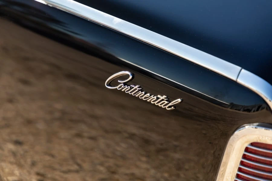 1965 Lincoln Continental 4th Gen - Image 19 of 31