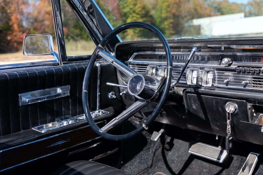 1965 Lincoln Continental 4th Gen - Image 27 of 31