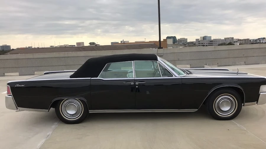 1965 Lincoln Continental 4th Gen - Image 13 of 15