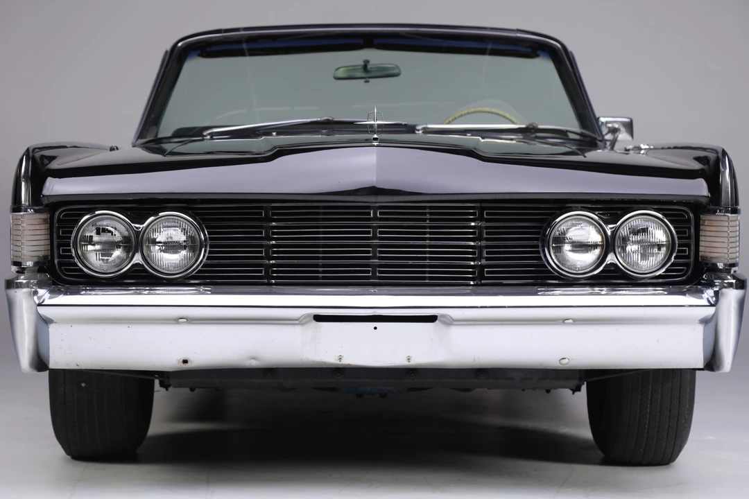 1965 Lincoln Continental 4th Gen - Image 20 of 31