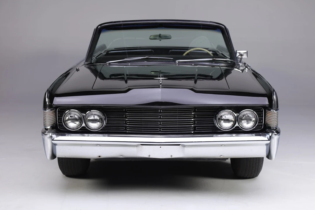1965 Lincoln Continental 4th Gen - Image 19 of 31