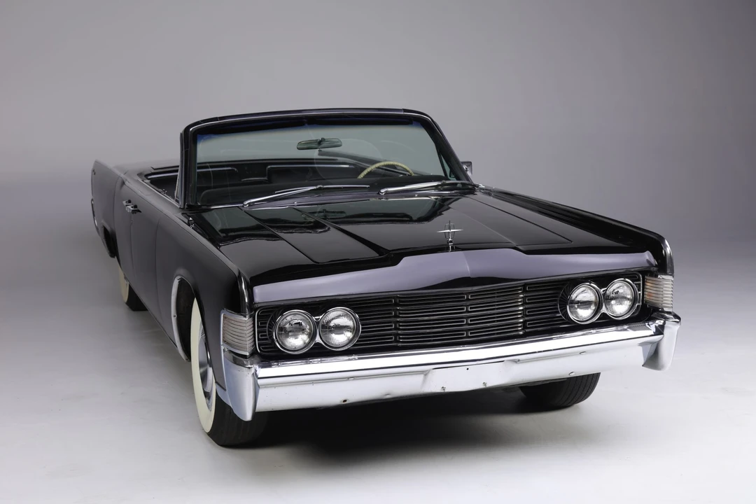 1965 Lincoln Continental 4th Gen - Image 23 of 31