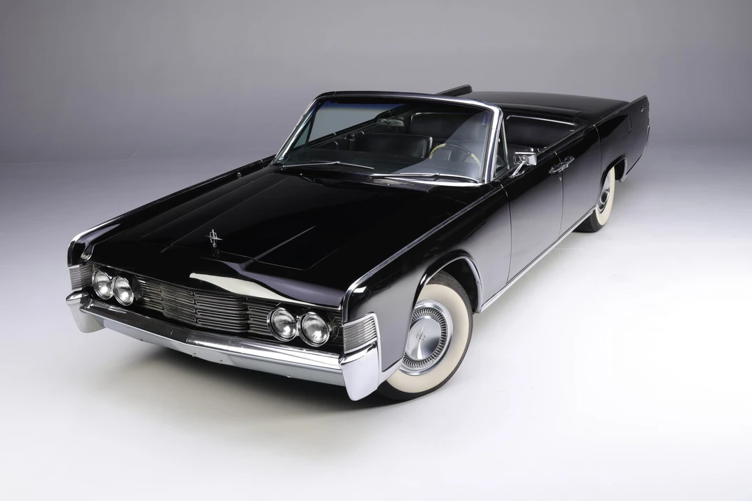 1965 Lincoln Continental 4th Gen - Image 11 of 31
