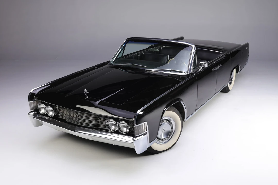 1965 Lincoln Continental 4th Gen - Image 9 of 31