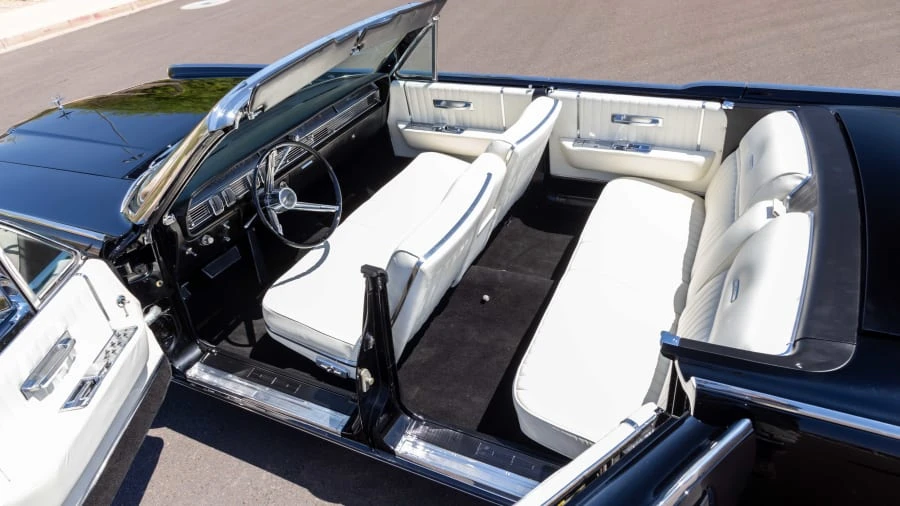 1965 Lincoln Continental 4th Gen - Image 4 of 31