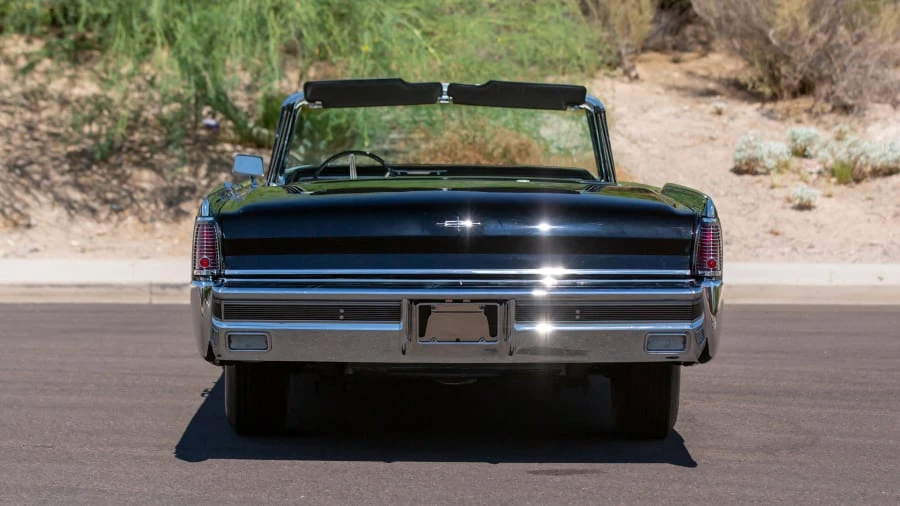 1965 Lincoln Continental 4th Gen - Image 20 of 31