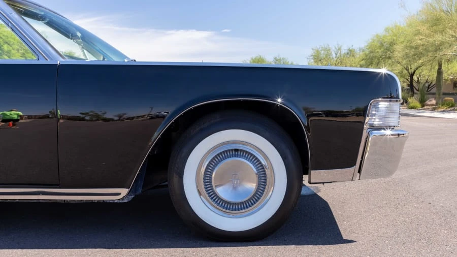 1965 Lincoln Continental 4th Gen - Image 30 of 31