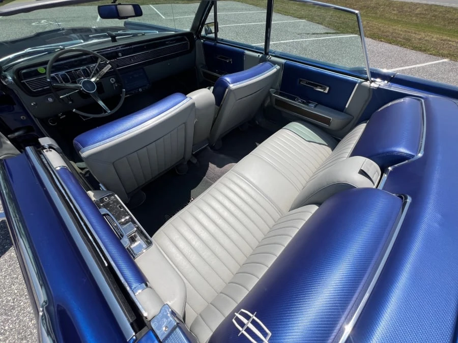 1965 Lincoln Continental 4th Gen - Image 15 of 28
