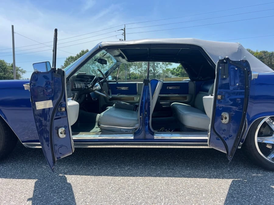 1965 Lincoln Continental 4th Gen - Image 14 of 28