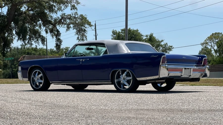 1965 Lincoln Continental 4th Gen - Image 3 of 28