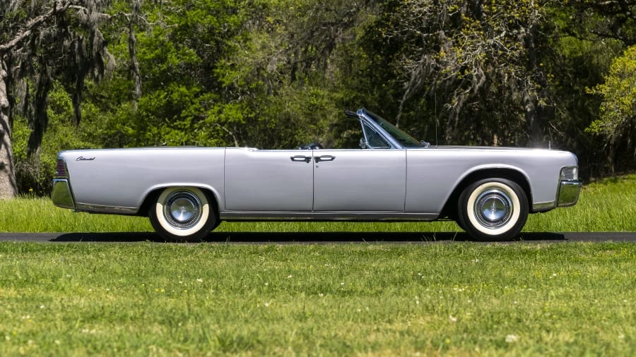 1965 Lincoln Continental 4th Gen - Image 8 of 12