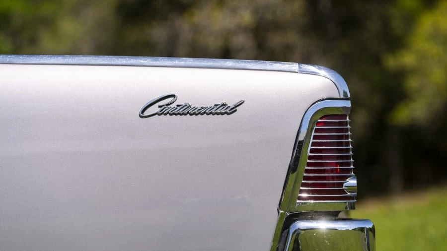 1965 Lincoln Continental 4th Gen - Image 9 of 12