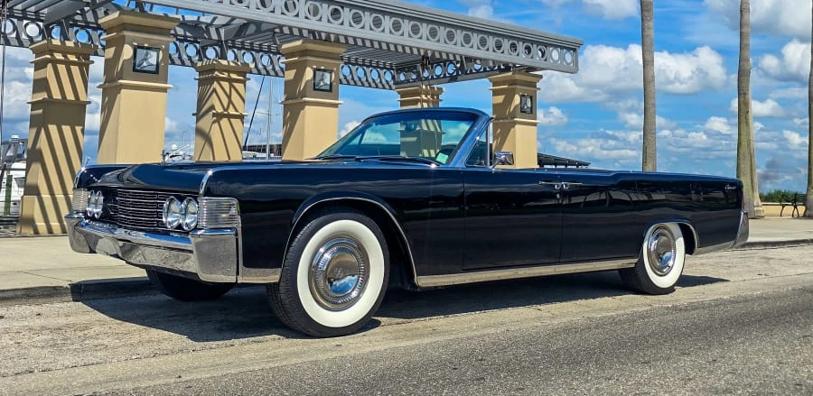1965 Lincoln Continental 4th Gen - Image 8 of 31