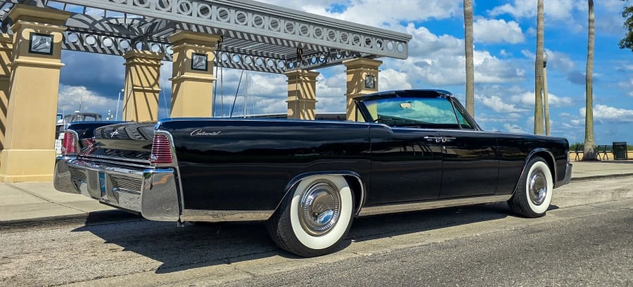 1965 Lincoln Continental 4th Gen - Image 25 of 31