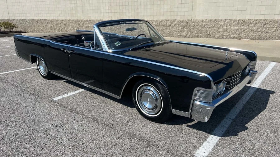 1965 Lincoln Continental 4th Gen - Image 3 of 6