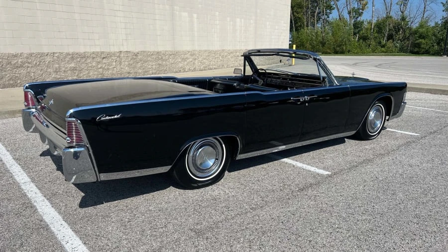 1965 Lincoln Continental 4th Gen - Image 2 of 6