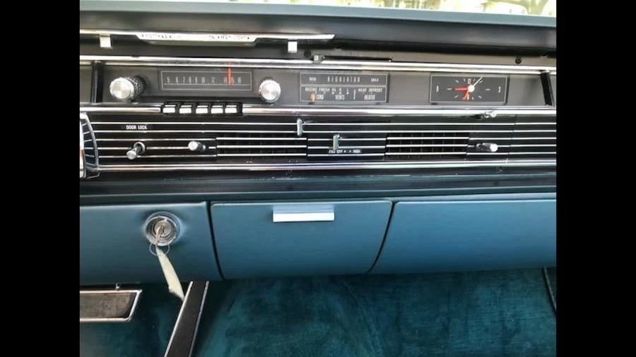 1965 Lincoln Continental 4th Gen - Image 7 of 9