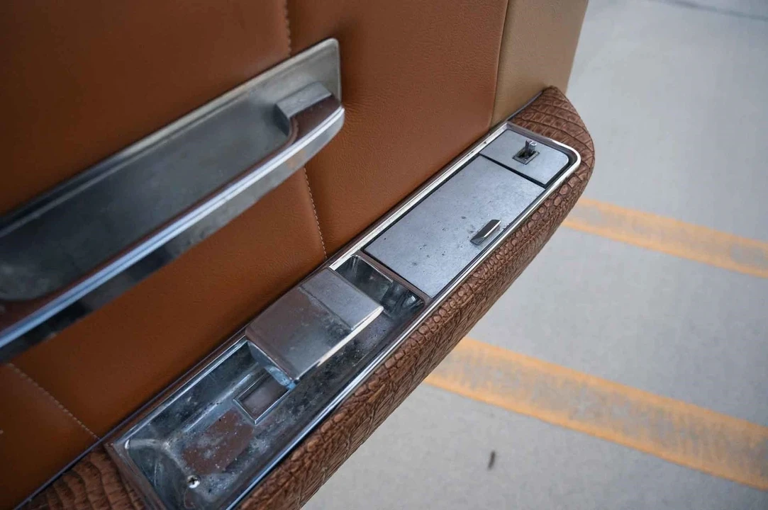1965 Lincoln Continental 4th Gen - Image 19 of 21