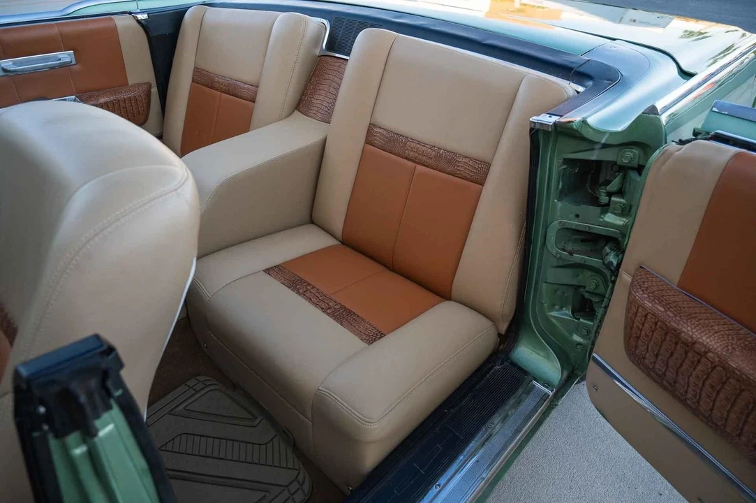1965 Lincoln Continental 4th Gen - Image 20 of 21