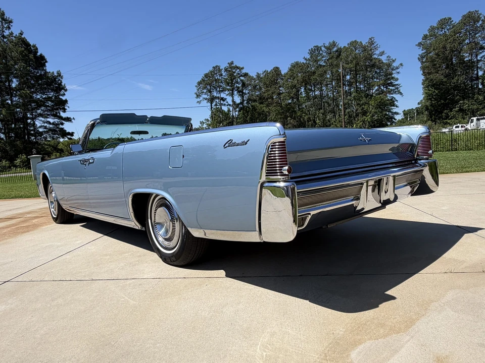 1965 Lincoln Continental 4th Gen - Image 27 of 31