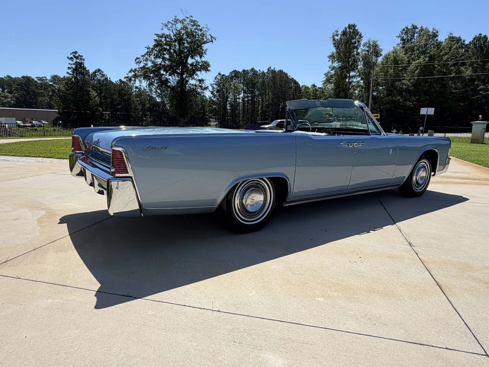 1965 Lincoln Continental 4th Gen - Image 22 of 31