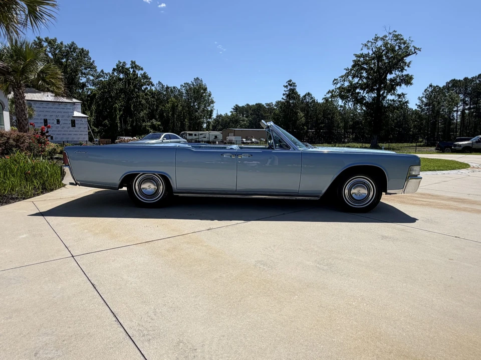 1965 Lincoln Continental 4th Gen - Image 19 of 31