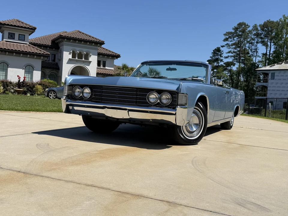 1965 Lincoln Continental 4th Gen - Image 13 of 31