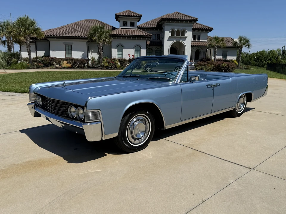 1965 Lincoln Continental 4th Gen - Image 4 of 31