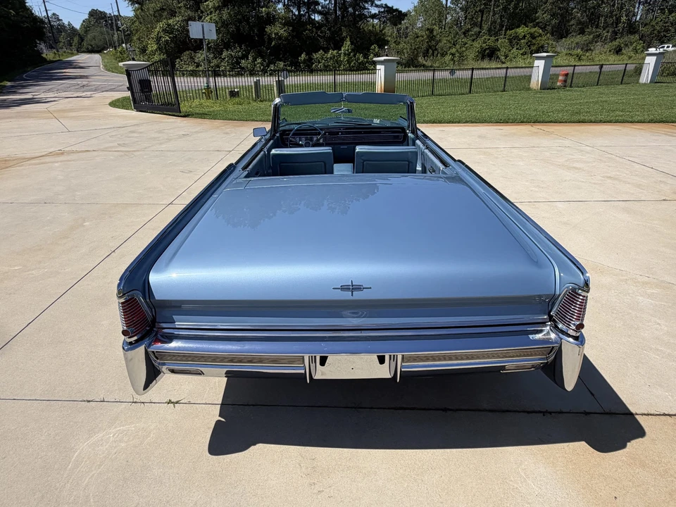 1965 Lincoln Continental 4th Gen - Image 25 of 31